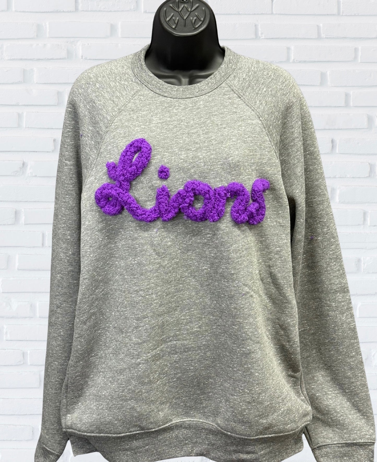 Lions Jumbo Chenille Yarn